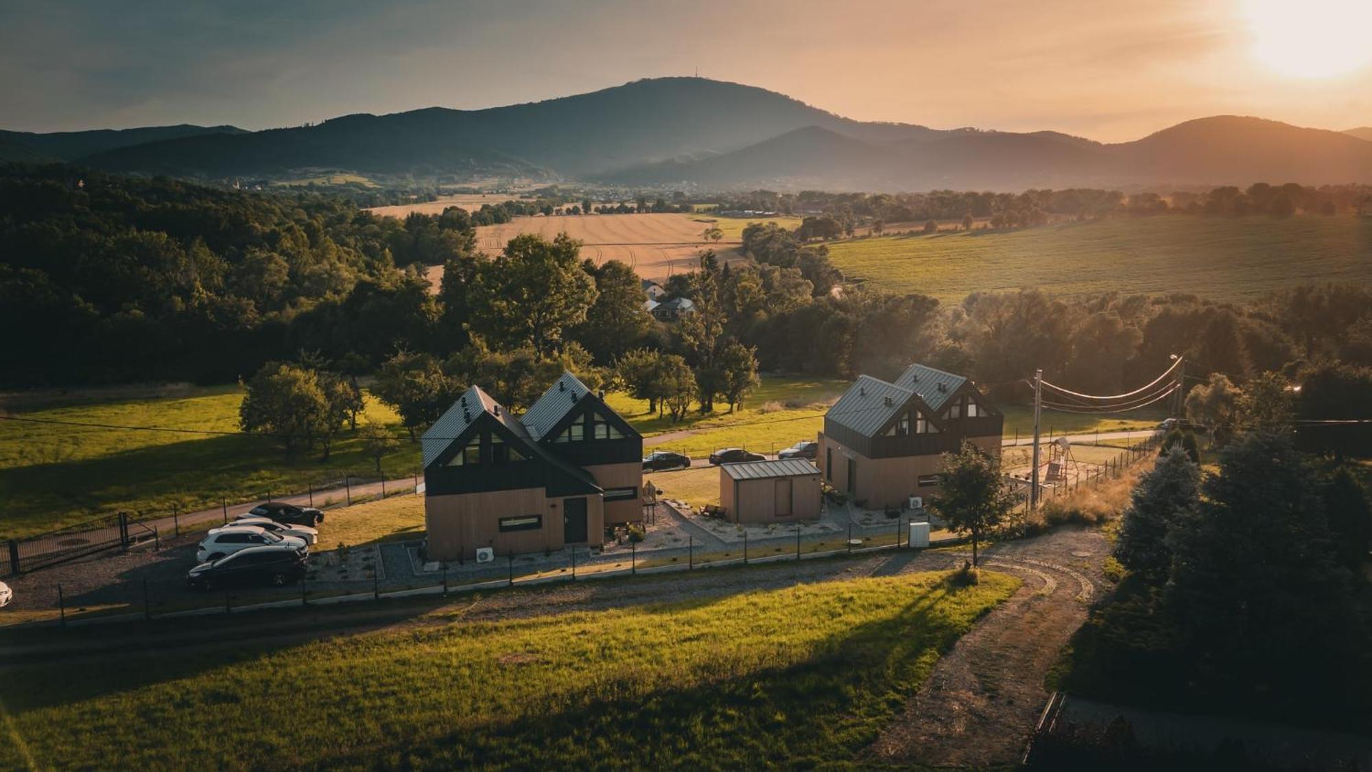 Beskid Sielski - Klimatyczne Domki W Lipowej Z Widokiem Na Gory I Sauna - Dream Apart Zywiec Bagian luar foto